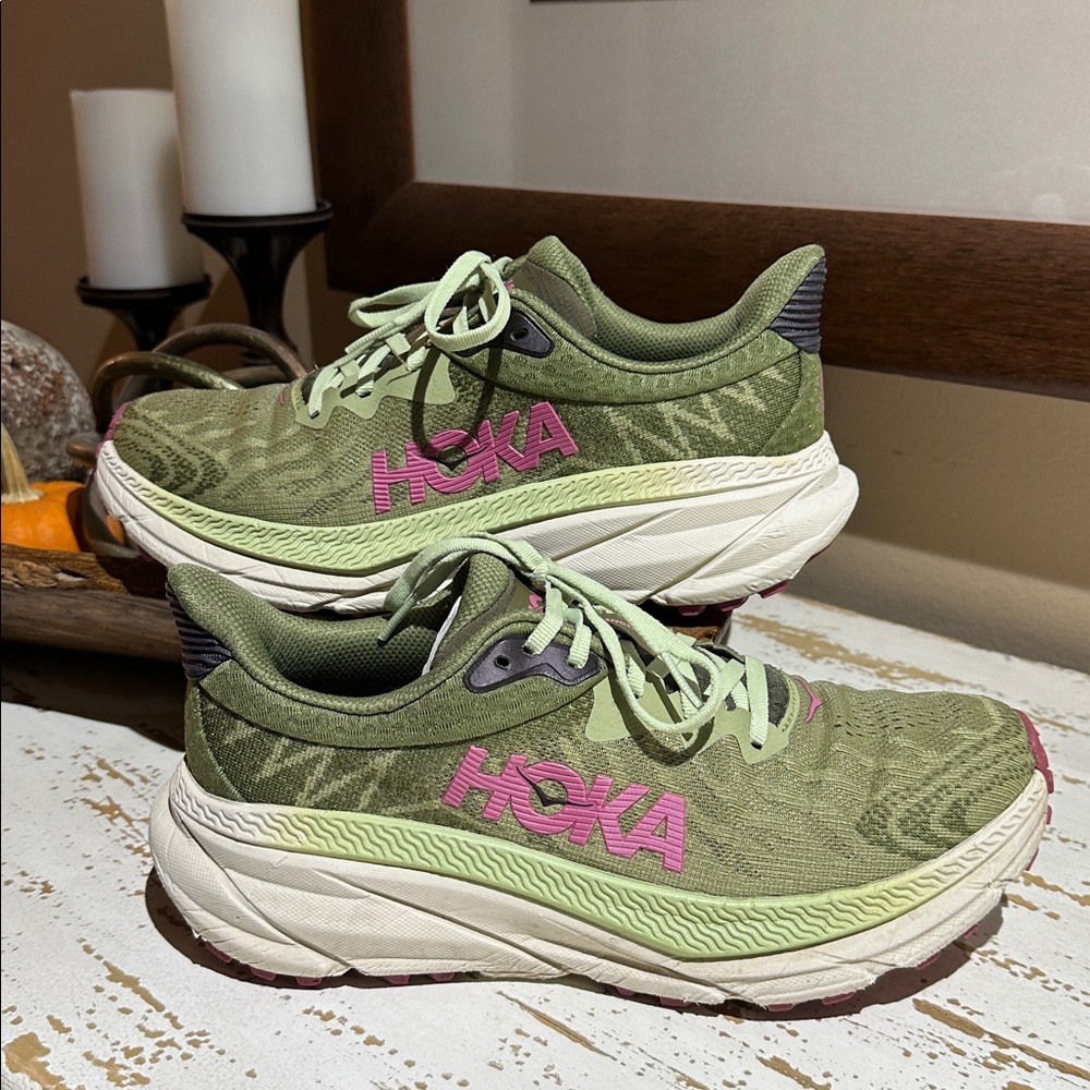 Hoka One One Challenger ATR 7 Women’s Size 9